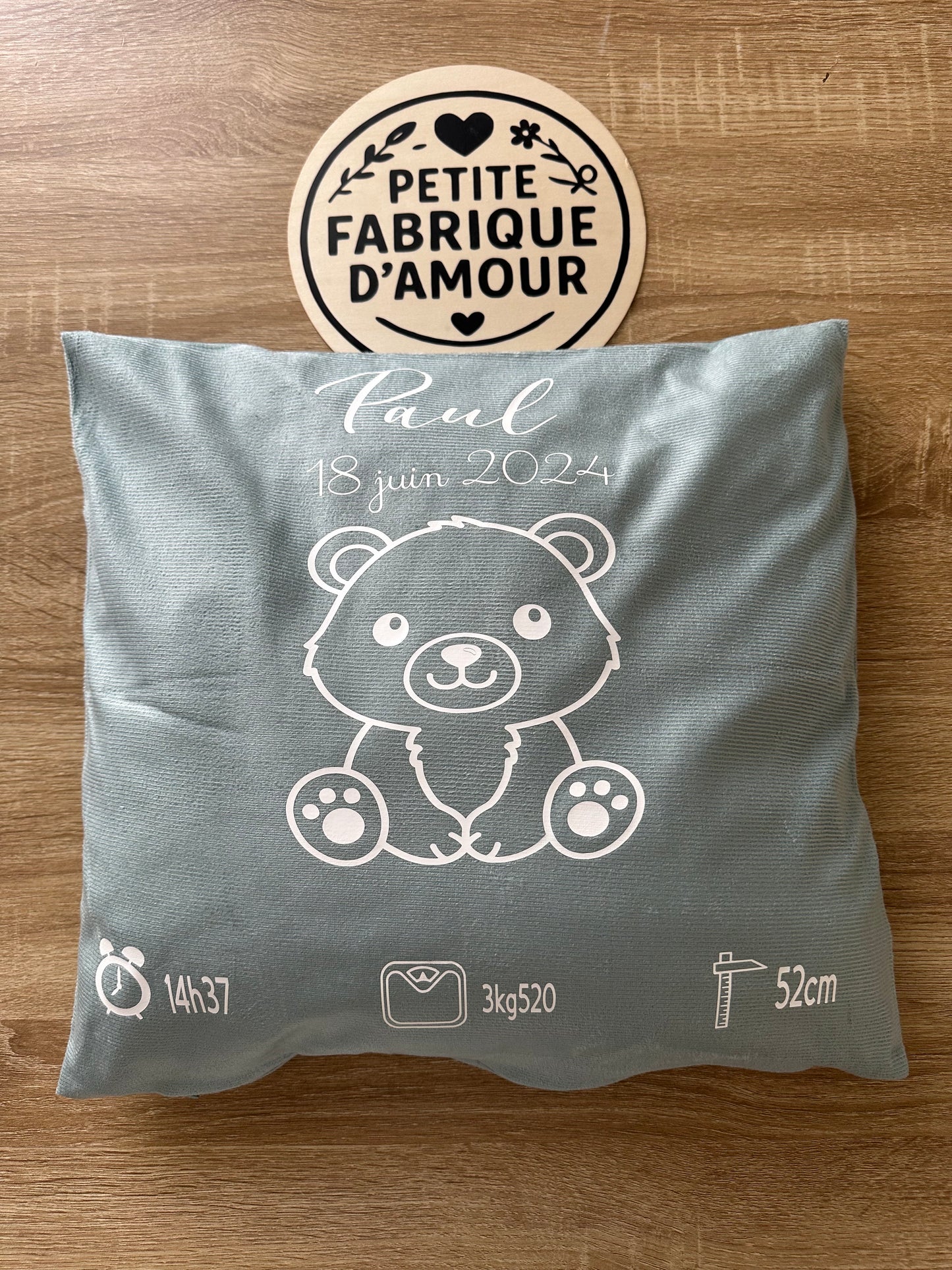 Coussin de Naissance Personnalisé – Souvenir Unique et Doux
